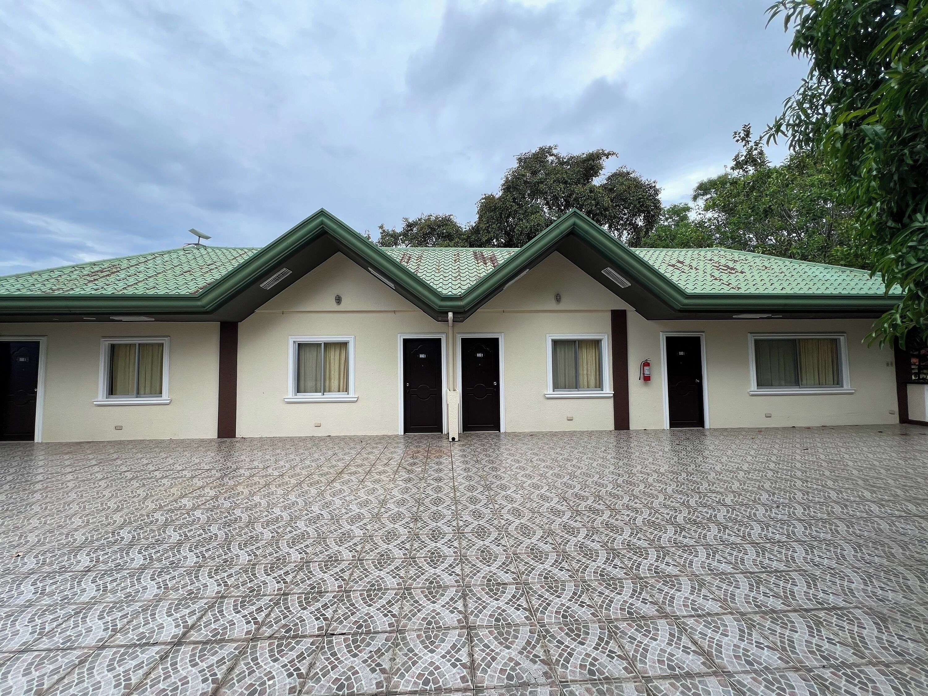 Habitación Premier | Escritorio, wifi gratis y ropa de cama 