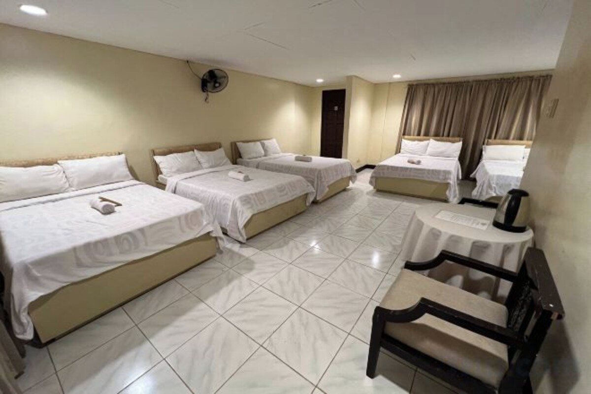Desk, WiFi (free), bed sheets