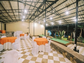 Billiards - Vista Venice Resort (Morong)