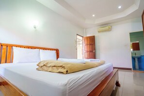 ห้องดับเบิล | โต๊ะทำงาน, Wi-Fi ฟรี, ผ้าปูที่นอน