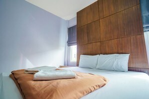 Quarto casal | Escrivaninha, Wi-Fi de cortesia, roupa de cama