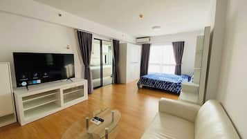 Double Room | Desk, free WiFi