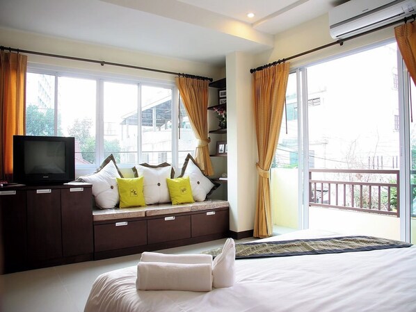 Superior Double Room | Desk, free WiFi, bed sheets