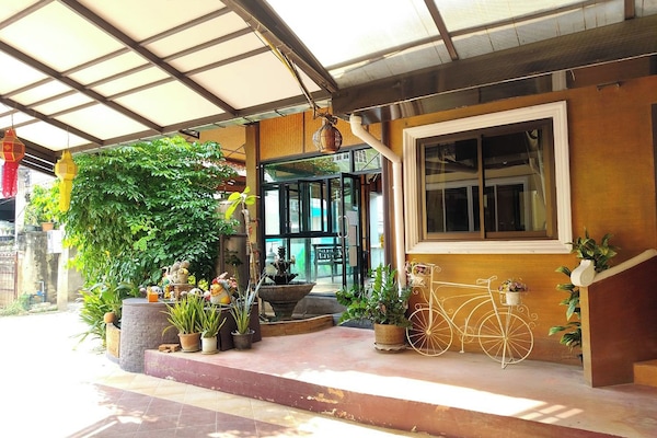 Superior Double Room | Desk, free WiFi, bed sheets