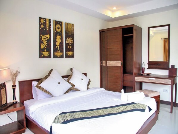Habitación doble superior | Escritorio, wifi gratis, ropa de cama