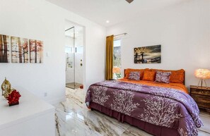 3 bedrooms, iron/ironing board, free WiFi, bed sheets