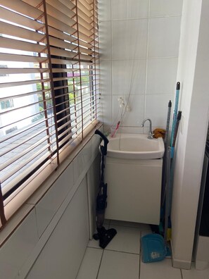 Dusche, Haartrockner, Bidet, Handtücher