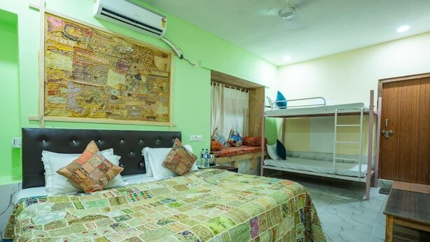 Ảnh chưa phân loại, 1 trong số 62 ảnh, nút