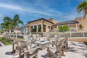 Terrace/patio - ‼️Sun-Kissed 5BR Villa‼️ | Pool & Family Ready (Kissimmee)