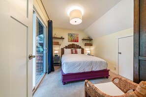 2 bedrooms, free WiFi, bed sheets - 2 bedroom, 1 bath, sleeps 4. West End of Donner Lake: DLR#031 (Truckee)