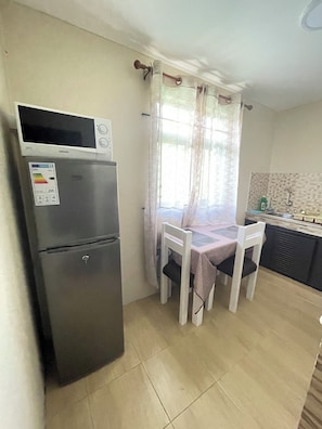 Microwave, oven, stovetop