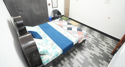 Kashi Homestay