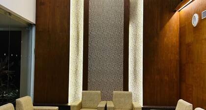 Monarch Express, Sri City