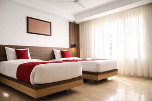 Deluxe Twin Room | Wheelchair access