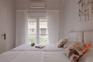3 chambres, fer et planche à repasser, accès Internet, draps fournis