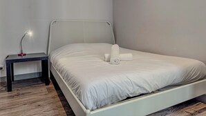 2 soverom, strykejern/-brett, wi-fi og sengetøy