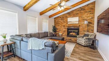 Smart TV, fireplace, offices