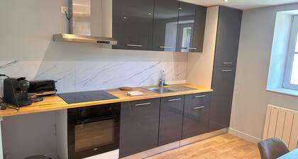 Chez Claire : appartement 2 chambres avec garage