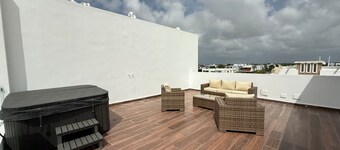 Unique B-202 NOK Unique 2BR Apartment by Vistacana Rentals