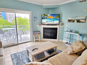 Living area - Ocean block 3 Bedroom condo with rooftop pool just steps to the ocean! Ocean Palms #204 (Ocean City)