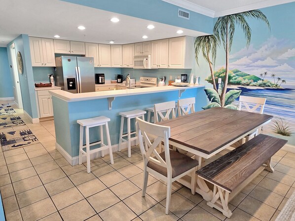 Microwave, coffee/tea maker