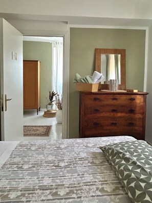 1 bedroom, free WiFi, bed sheets, wheelchair access - The hill in a room Typical Abruzzo countryside between Majella and the sea (Abruzzo)