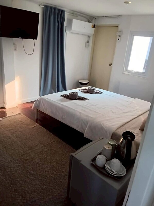 Standard Room, River View | Free WiFi, bed sheets - Aran Homestay Khong Riverside That Phanom (That Phanom)