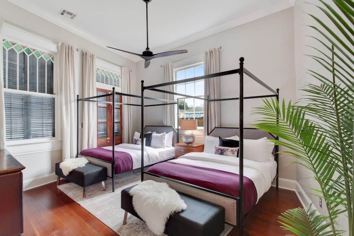 8 chambres, fer et planche à repasser, lit parapluie, Wi-Fi gratuit