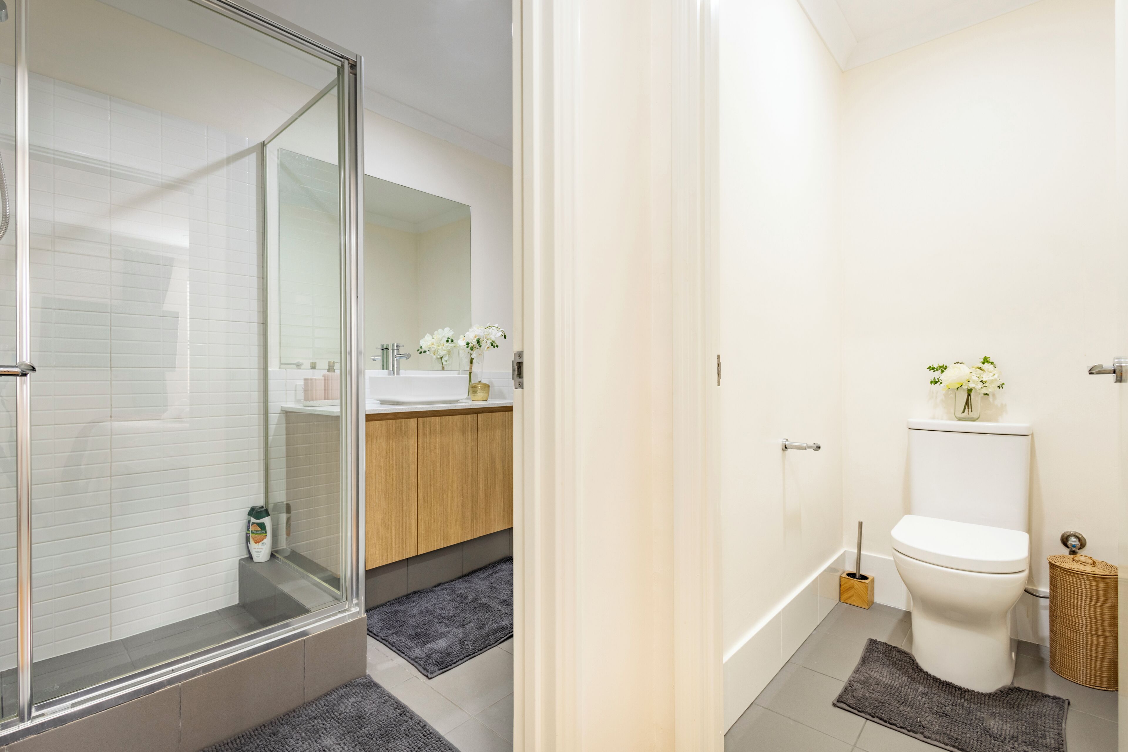 Shared Dormitory, 1 Bedroom, Balcony, Garden View | Bathroom
