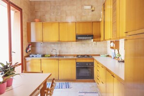 Een oven, een kookplaat