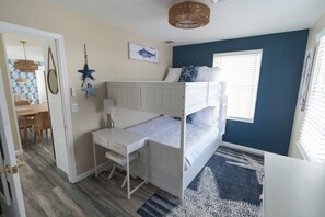 2 soveværelser, skrivebord, strygejern/strygebræt, gratis Wi-Fi