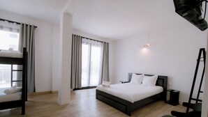 Ảnh chưa phân loại, 5 trong số 11 ảnh, nút
