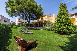 Apartamento, 1 quarto, para fumantes, terraço | Fachada