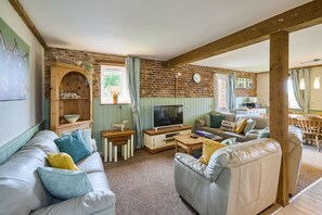 TV, DVD player, books, offices