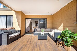 Shared Dormitory, 1 Bedroom, Balcony, Garden View | Living room