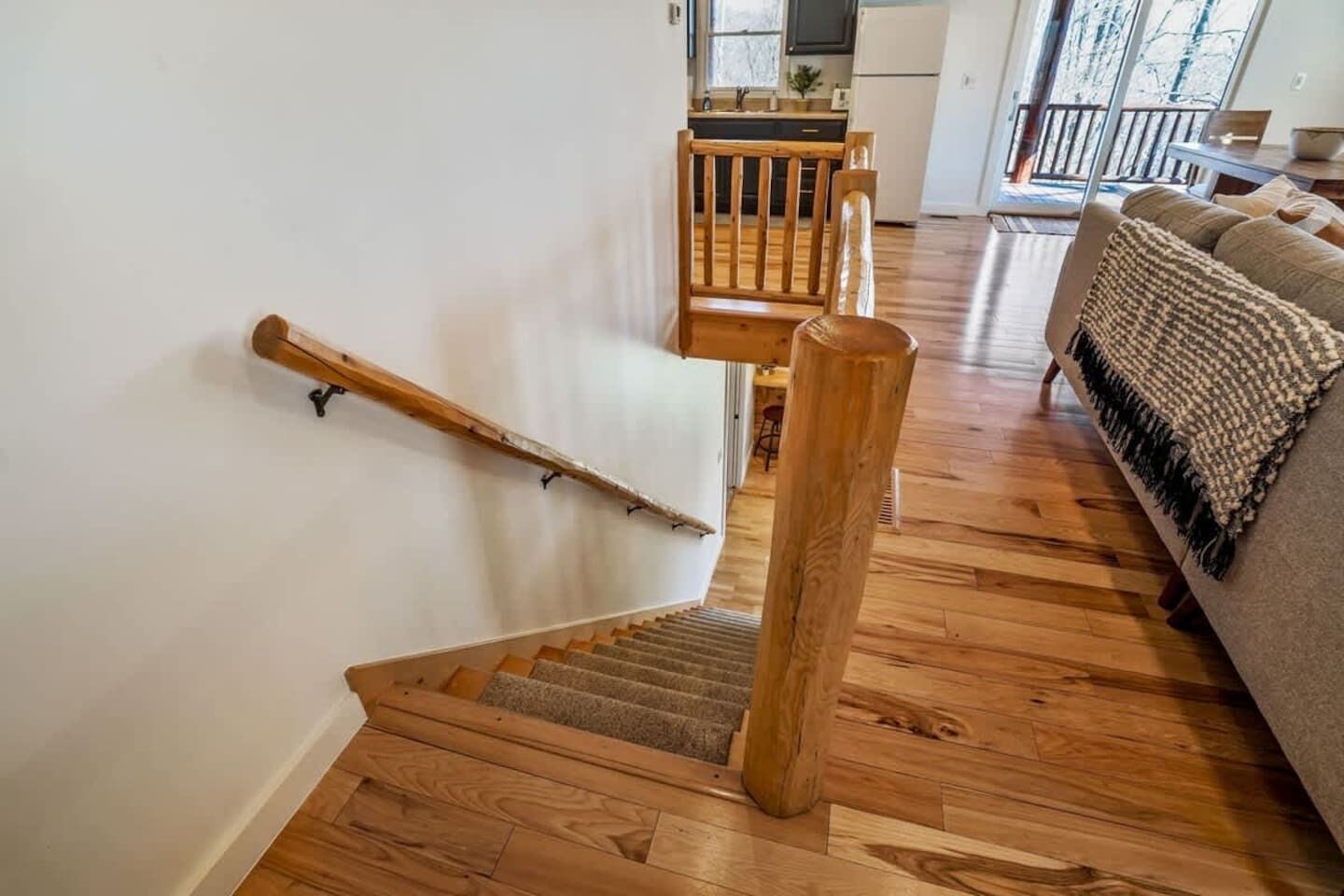 Modern Log Cabin, Hot Tub, 5 Mins To Winery/brwry! - Logan, OH