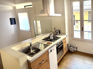 Interior - 1-bed Flat Near The Duomo (Milan)