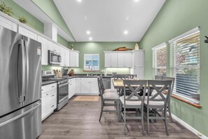 Fridge, microwave, oven, stovetop - Welcome to your perfect coastal escape! 3-bedroom, 2-bath Beach Bungalow (Lincoln City)