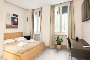 Comfort Double or Twin Room | Down comforters, desk, laptop workspace, free WiFi