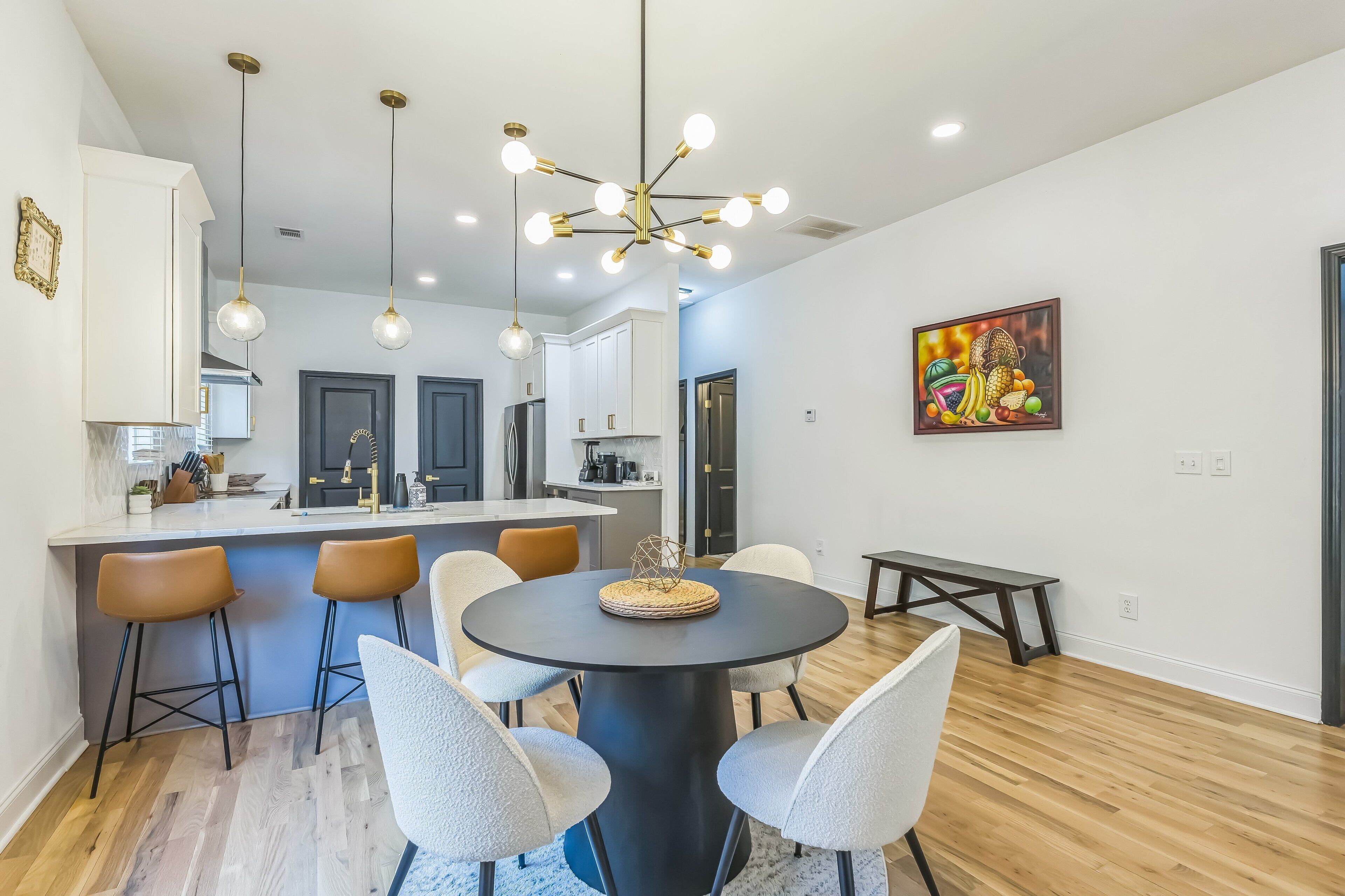 Bungalow, 4 phòng ngủ | Khu ăn uống