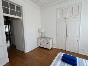 3 bedrooms, iron/ironing board, free WiFi, bed sheets - Lisbon Life Bairro Alto (Lisboa)
