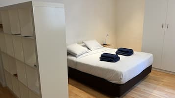 1 camera, ferro/asse da stiro, Wi-Fi gratuito, lenzuola