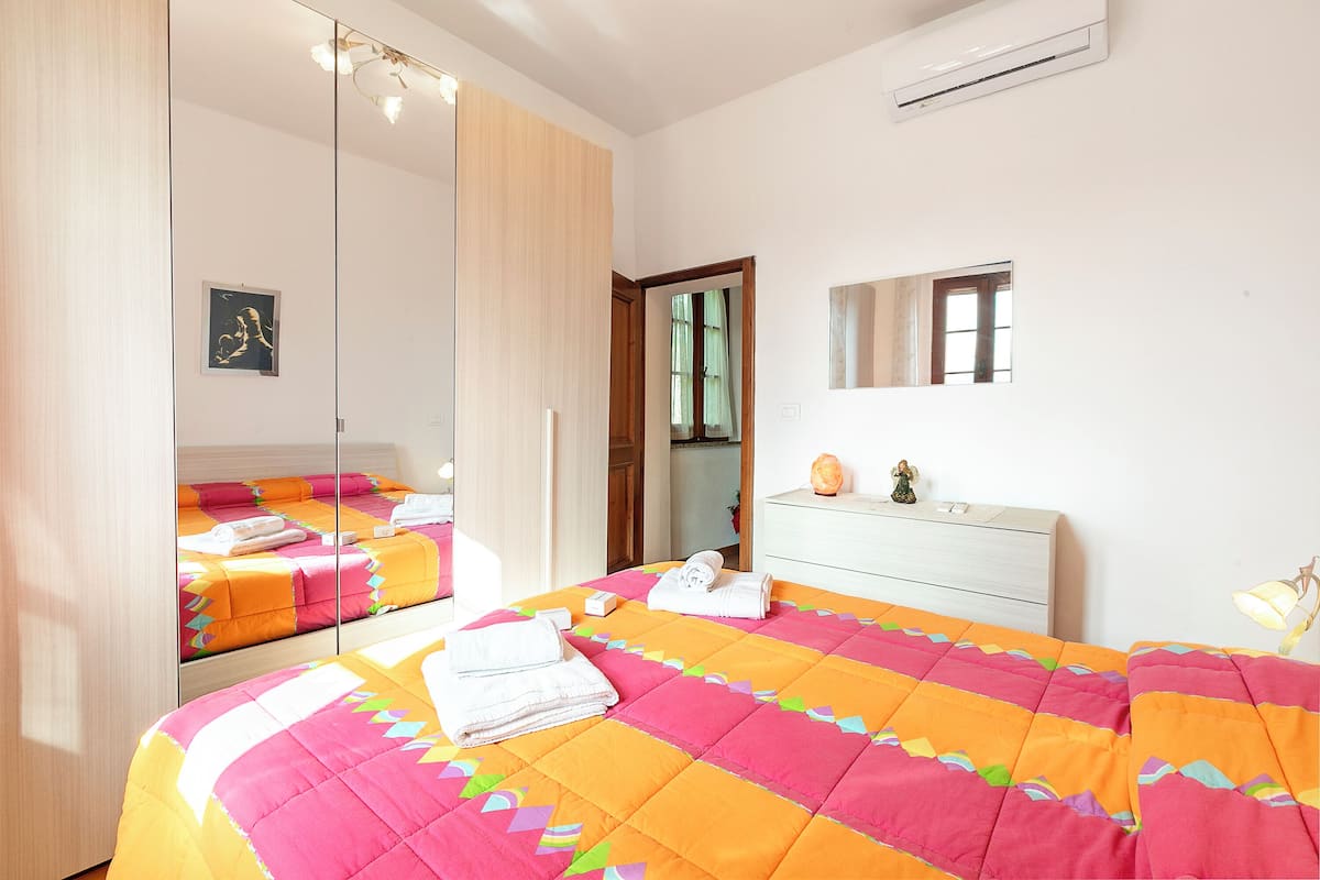 패밀리 아파트, 침실 여러 개 (Appartment With Pool And Garden) | 노트북 작업 공간, 무료 WiFi, 침대 시트