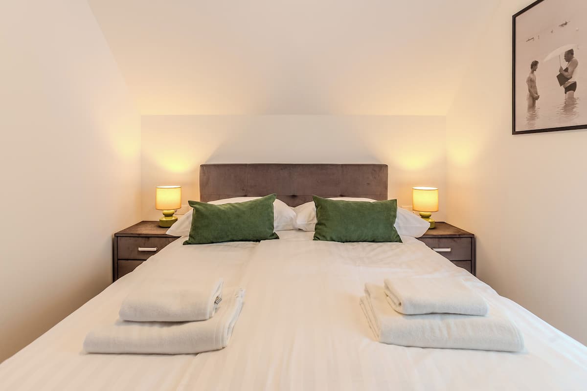Luxe appartement, 2 slaapkamers (Fulop Panzio-Green Parasol Apartment) | 1 slaapkamer, gratis wifi, beddengoed