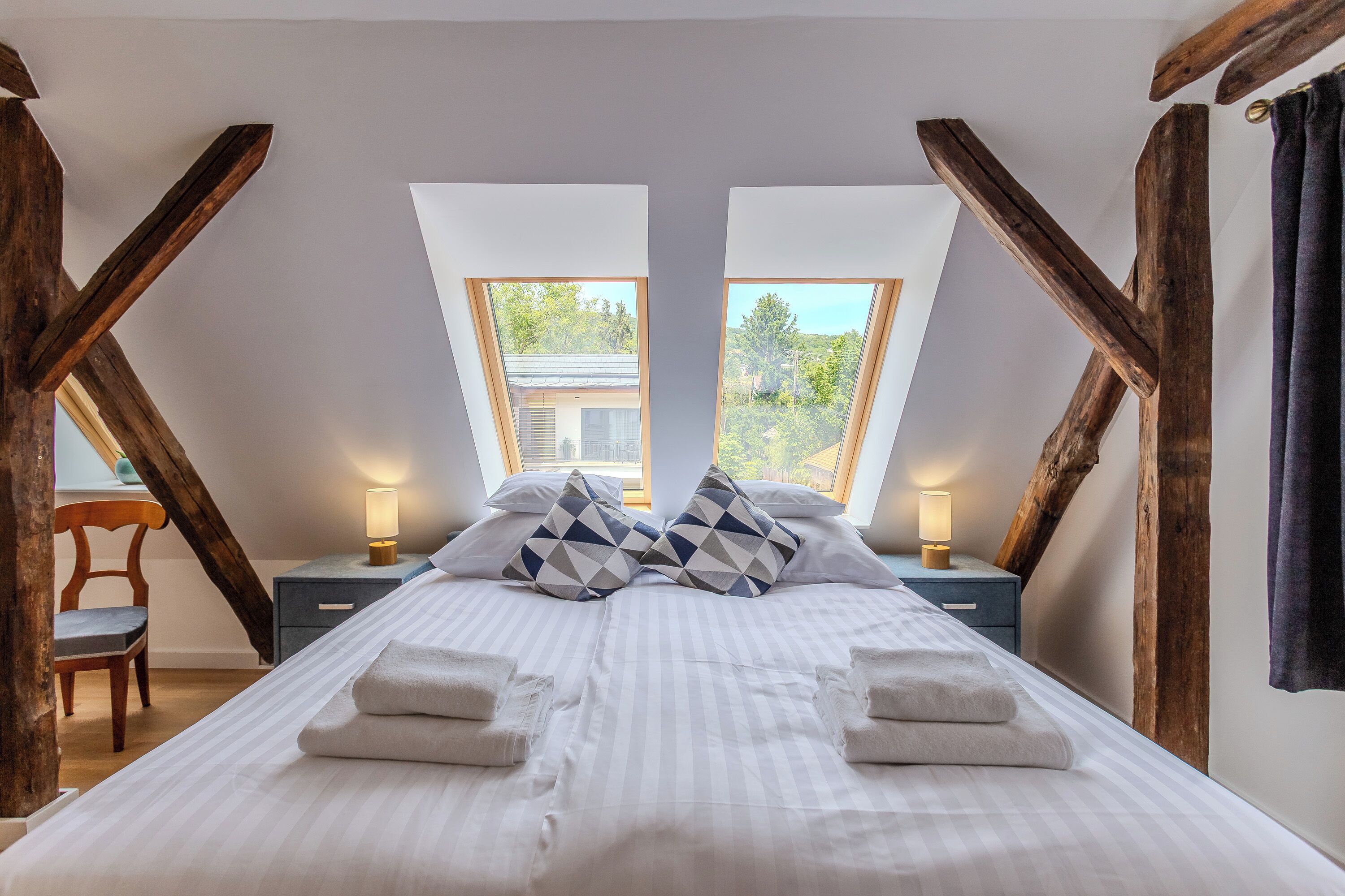 Luxury Room, Multiple Bedrooms (Fulop Panzio-Blue Dragonfly Room) | Free WiFi, bed sheets