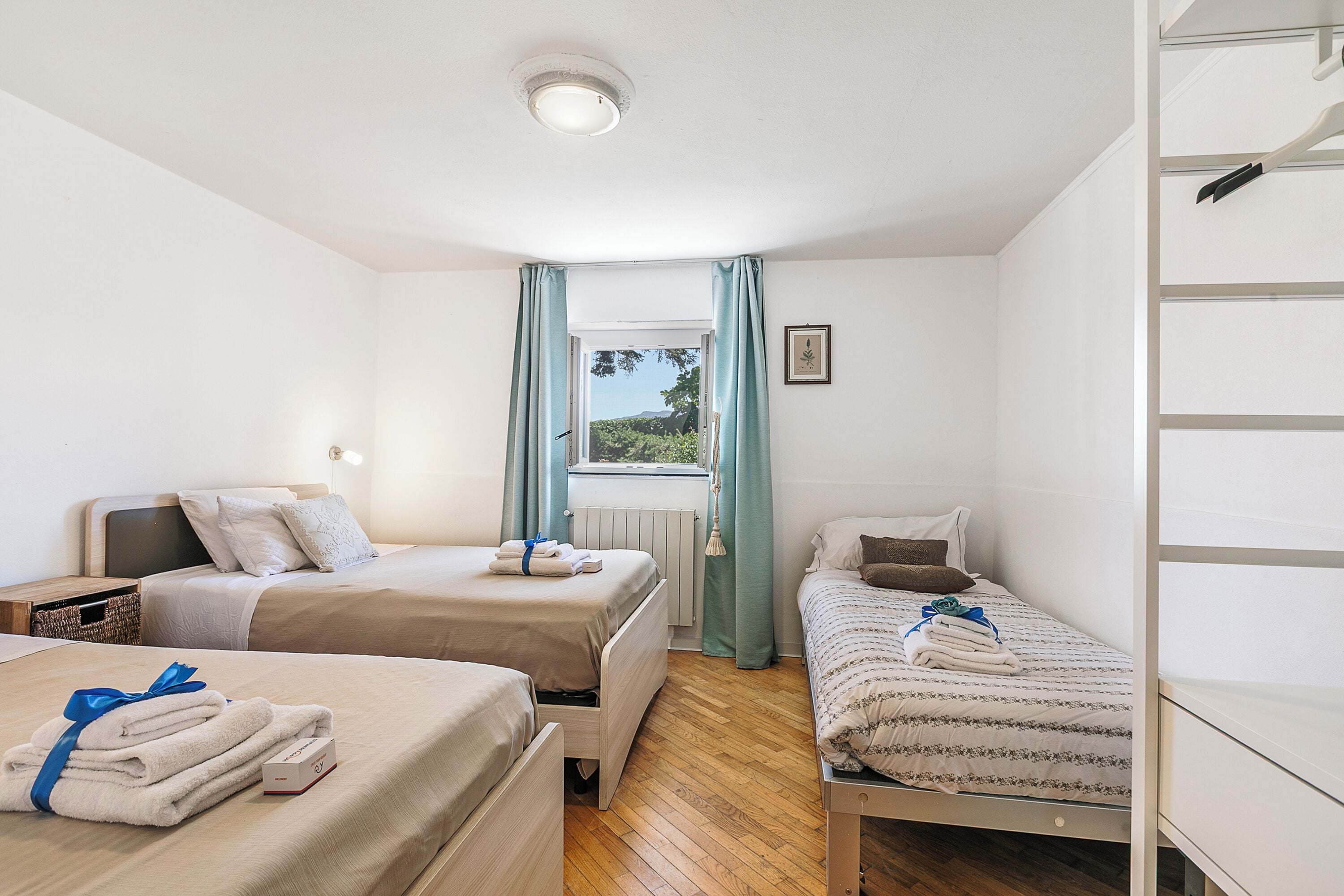 Familielejlighed - flere soveværelser - 2 badeværelser (Casa Fra Gli Ulivi with Pool -) | Wi-Fi (tillægsgebyr), sengetøj