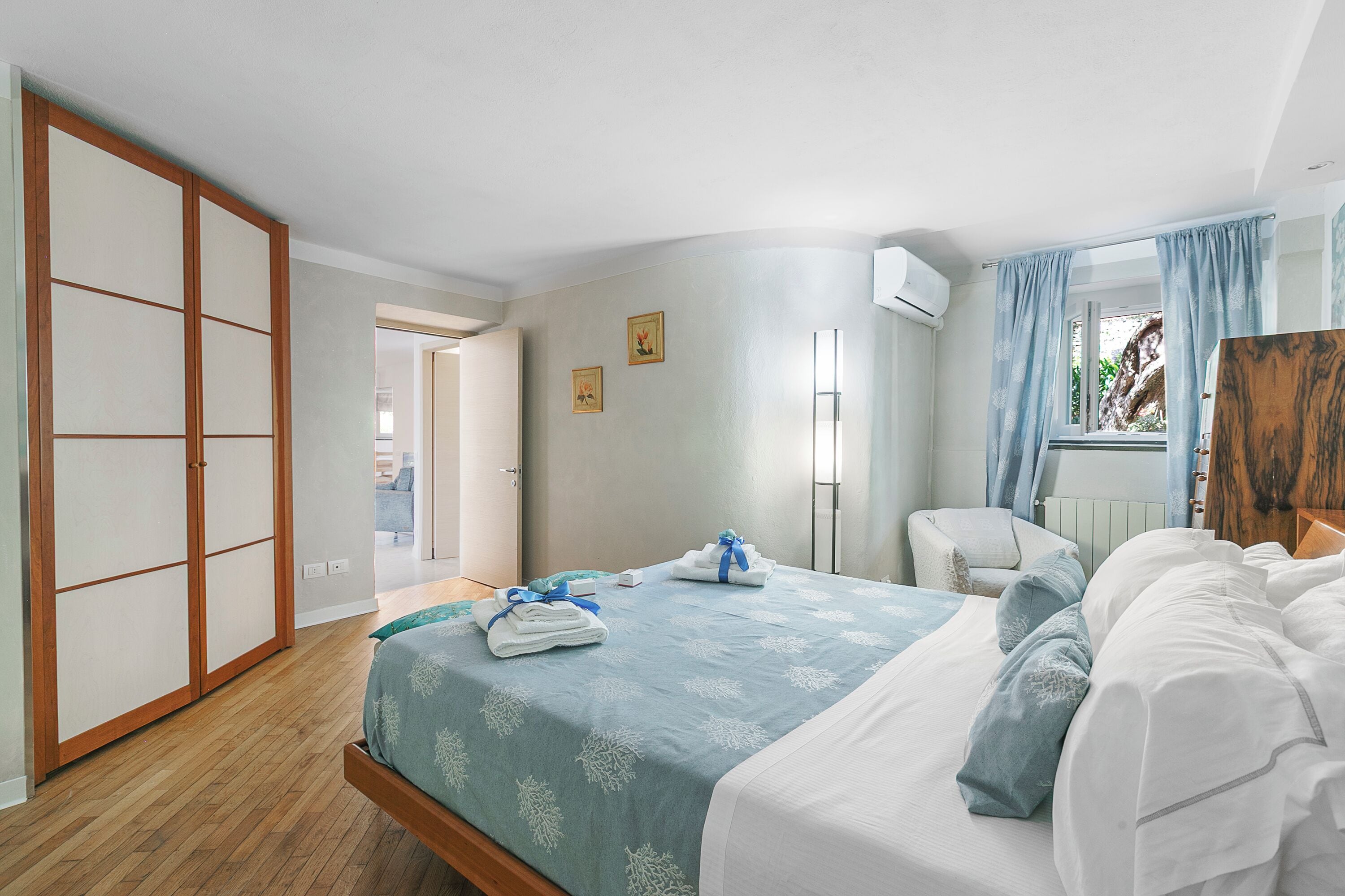 Family Apartment, Multiple Bedrooms, 2 Bathrooms (Casa Fra Gli Ulivi with Pool -) | WiFi, bed sheets