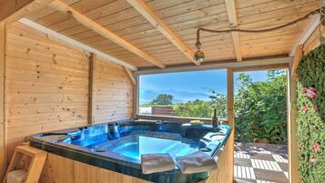 Apartemen Keluarga, beberapa kamar (Casa Fra Gli Ulivi with Pool -) | Pemandangan dari kamar