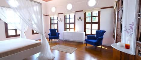 Deluxe Suite, Sea View