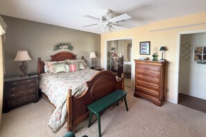 6 dormitorios, tabla de planchar con plancha, wifi y ropa de cama